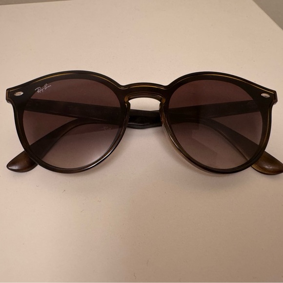 Ray-Ban Tortoise Shell Sunglasses - Picture 1 of 4
